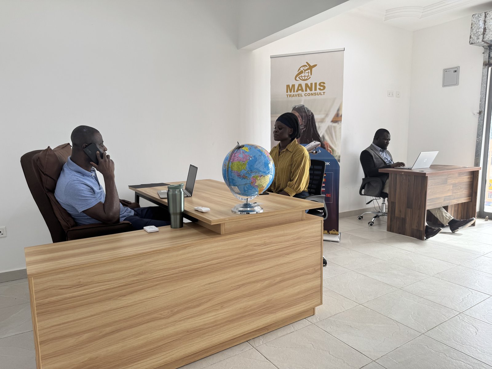 Manis Travel Consult Office